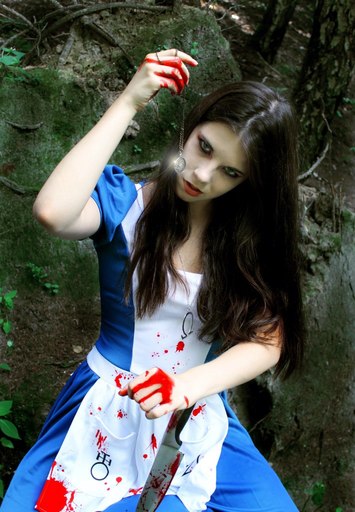 Alice: Madness Returns - Косплей Alice:Madness Returns 